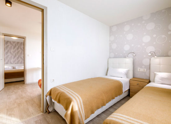 beach-camp-medulin-mobilheime-zimmer