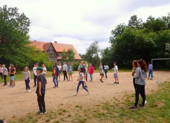 feriencamp-mölln-lauenburgische-seen-aussengelaende