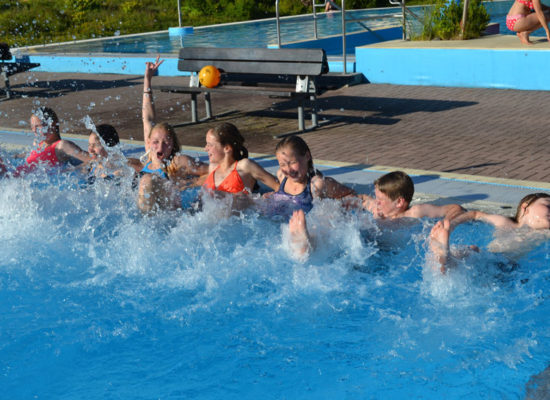 move-it-sportcamps-schwimmen